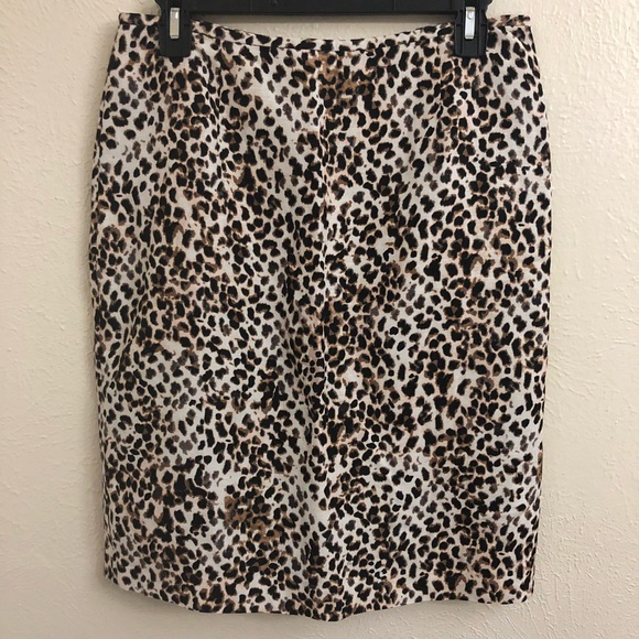 Calvin Klein Dresses & Skirts - Calvin Klein Leopard Print Linen Skirt Size 6